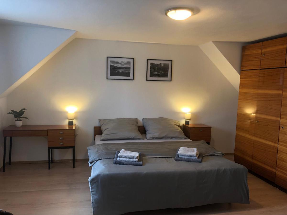 Apartmány Jevany Kültér fotó